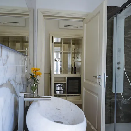 Luxury La Riserva Dannunziana Alojamento de Acomodação e Pequeno-almoço 4*