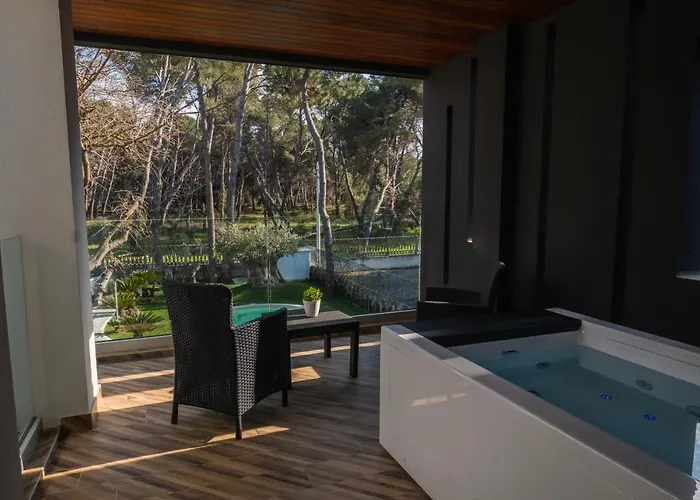 Luxury La Riserva Dannunziana 4*