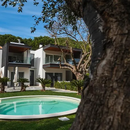 فندق مبيت وإفطار Luxury La Riserva Dannunziana 4*