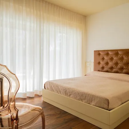 Luxury La Riserva Dannunziana فندق مبيت وإفطار