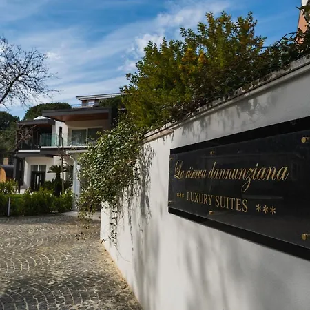 Luxury La Riserva Dannunziana فندق مبيت وإفطار