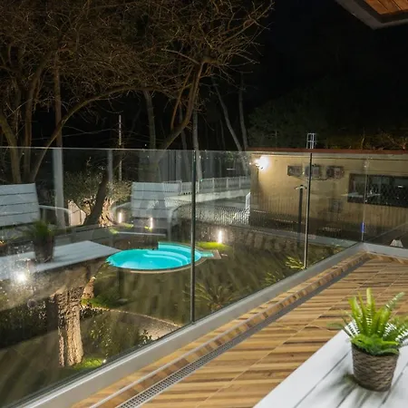 Luxury La Riserva Dannunziana Panzió