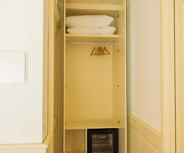 Oda ve Kahvaltı Luxury La Riserva Dannunziana